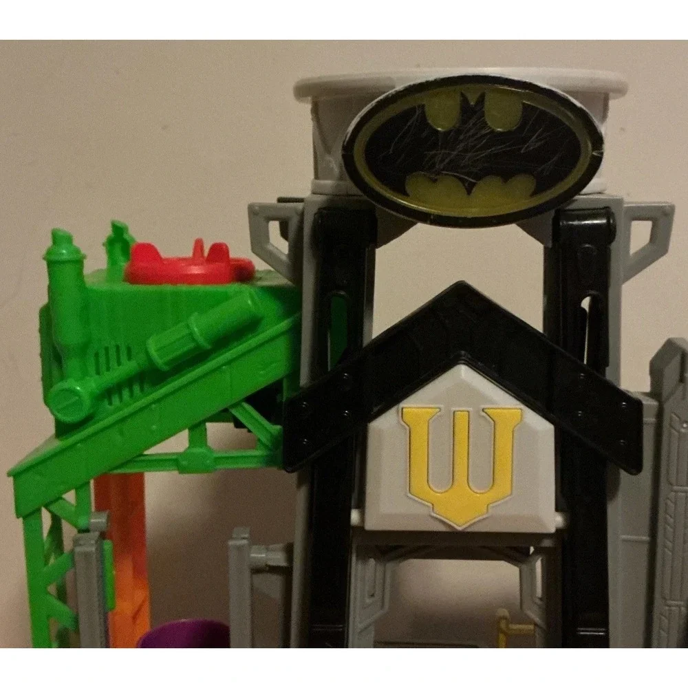 IMAGINEX DC Batman Bat Cave Play House Fisher Price Large Interactive Toy‎ Set